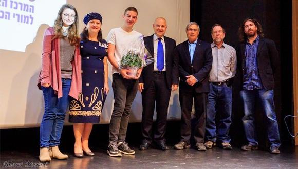 ICS Prize of Excellence for a high school chemistry research project